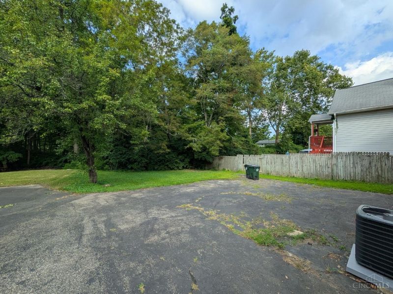 1395 Tallberry Drive, Anderson Twp, OH 45230 Photo 22