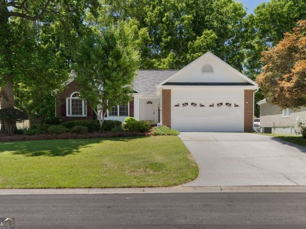 226 Autumn Trace Court, Macon, GA 31210