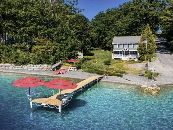 2287 Bockes Road , Skaneateles, NY 13152