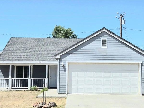 2021 Pecos Avenue, Lake Isabella, CA 93240