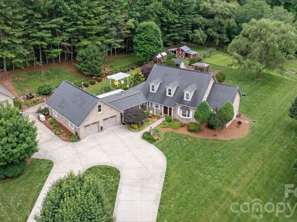 401 Redwood Court, Lenoir, NC 28645