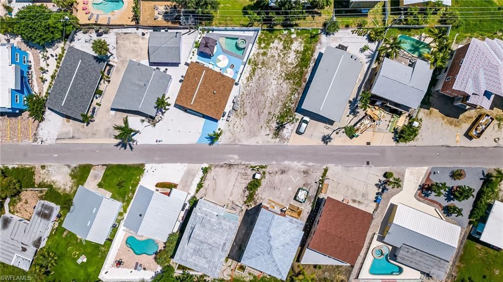 210 Fairweather Ln , Fort Myers Beach, FL 33931 Photo