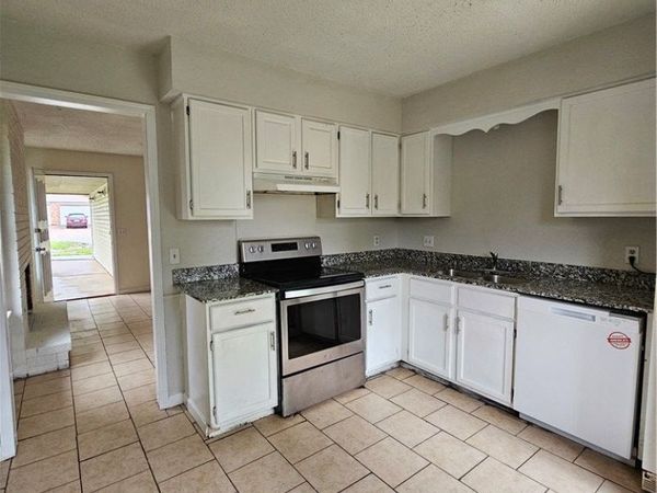 708 23rd Street , Rogers, AR 72758