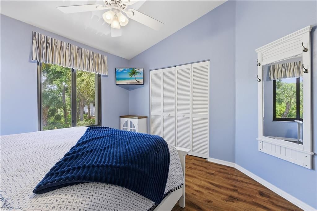 27119 Oakwood Lake Dr , Bonita Springs, FL 34134 Photo