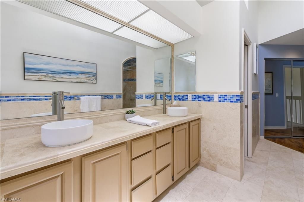 27119 Oakwood Lake Dr , Bonita Springs, FL 34134 Photo