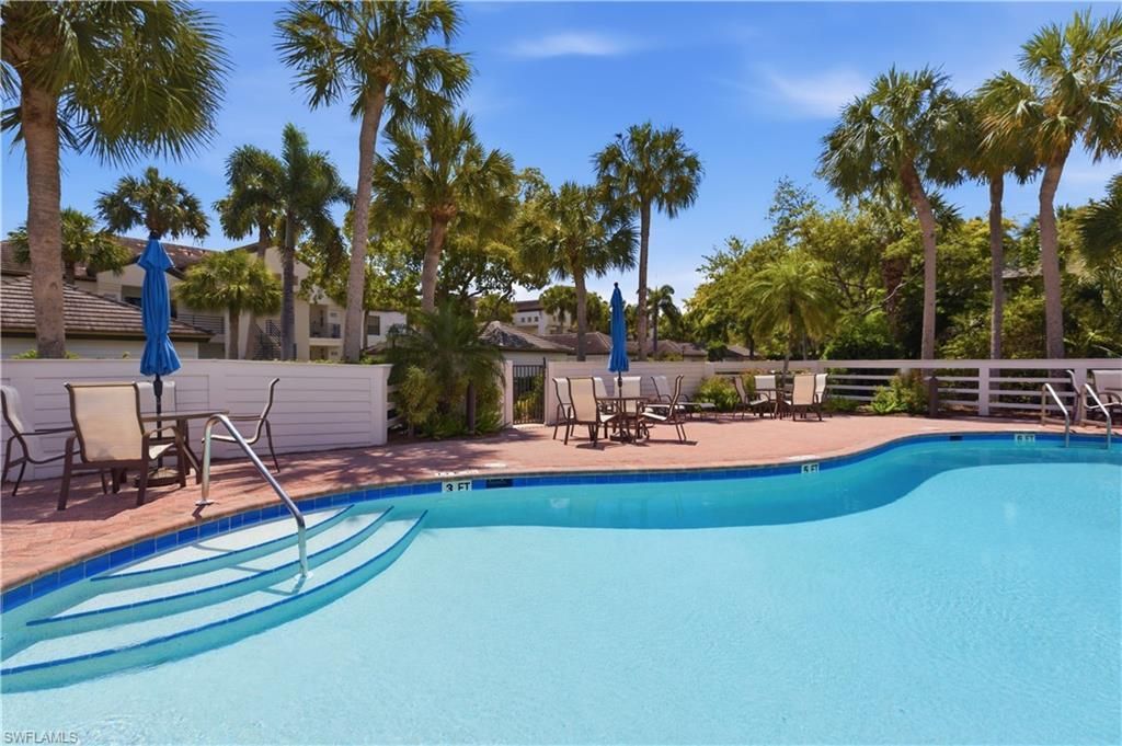 27119 Oakwood Lake Dr , Bonita Springs, FL 34134 Photo