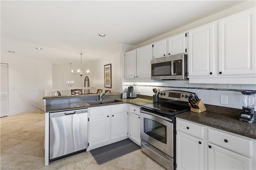 27119 Oakwood Lake Dr , Bonita Springs, FL 34134 Photo