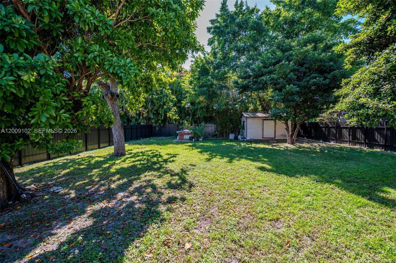 330 SW 27th Rd , Miami, FL 33129 Photo