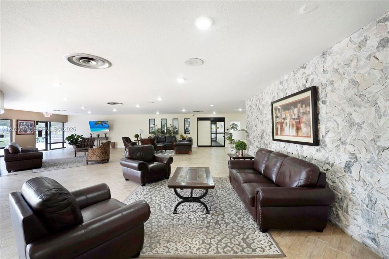 10466 Sunrise Lakes Blvd , Unit 107, Sunrise, FL 33322 Photo