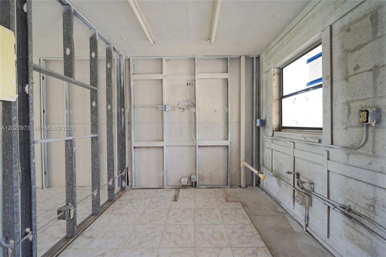 10466 Sunrise Lakes Blvd , Unit 107, Sunrise, FL 33322 Photo