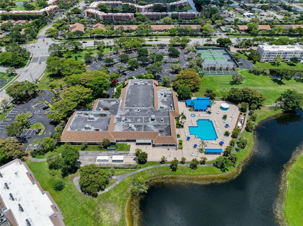 10466 Sunrise Lakes Blvd , Unit 107, Sunrise, FL 33322 Photo