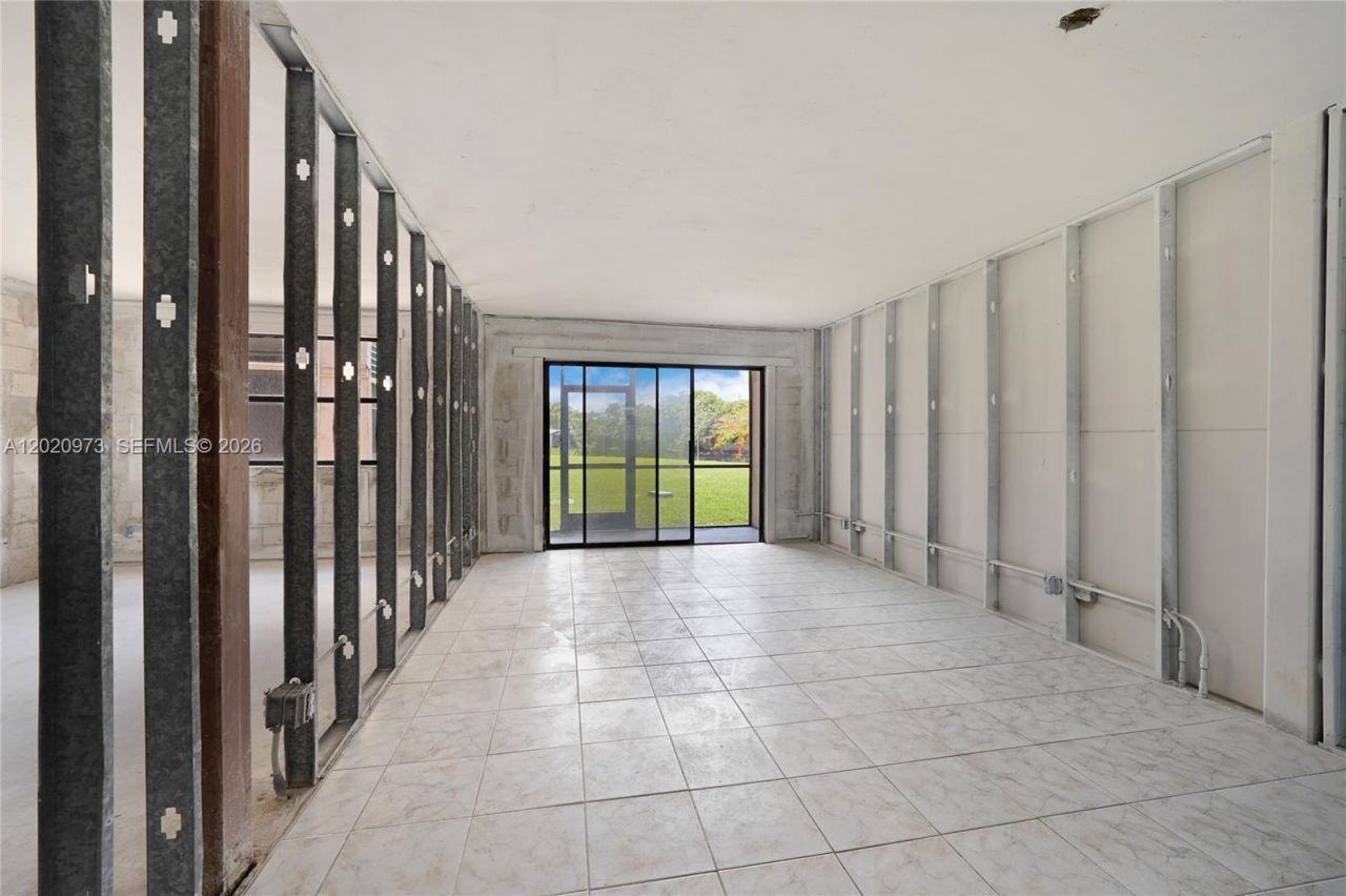10466 Sunrise Lakes Blvd , Unit 107, Sunrise, FL 33322 Photo