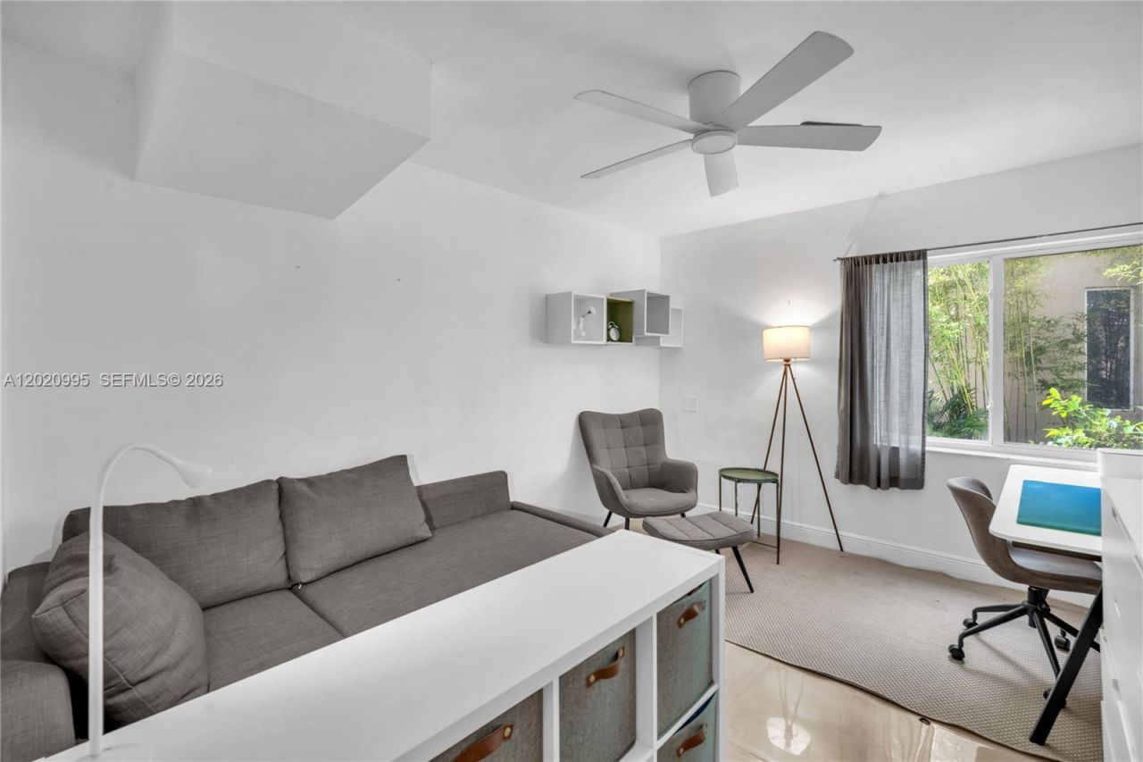 16601 Sapphire Mnr , Weston, FL 33331 Photo