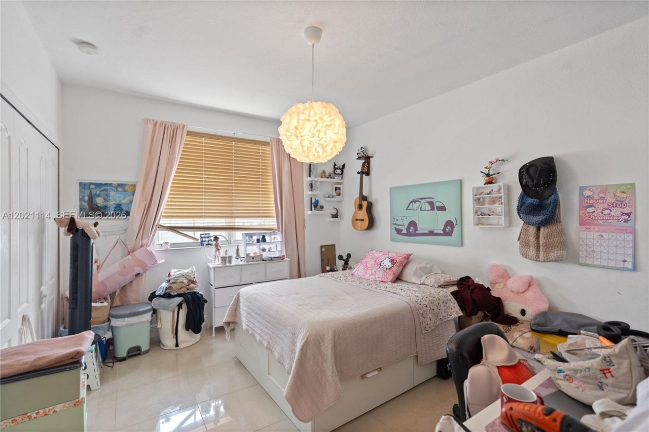 8968 NW 180th Ter , Hialeah, FL 33018 Photo