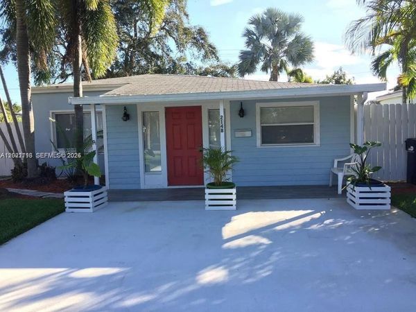 2148 NE 182nd St , North Miami Beach, FL 33162