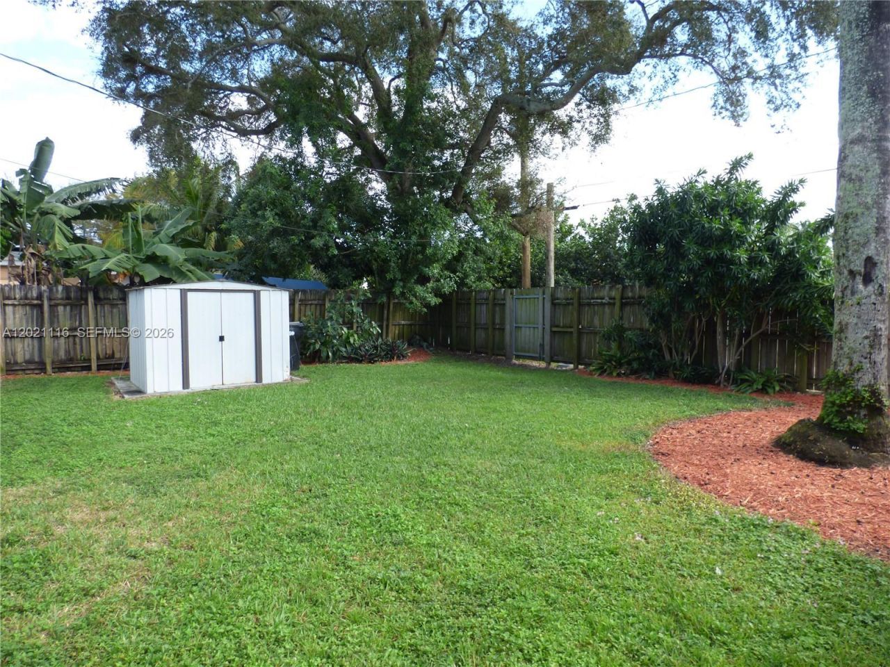 2148 NE 182nd St, North Miami Beach, FL 33162 Photo