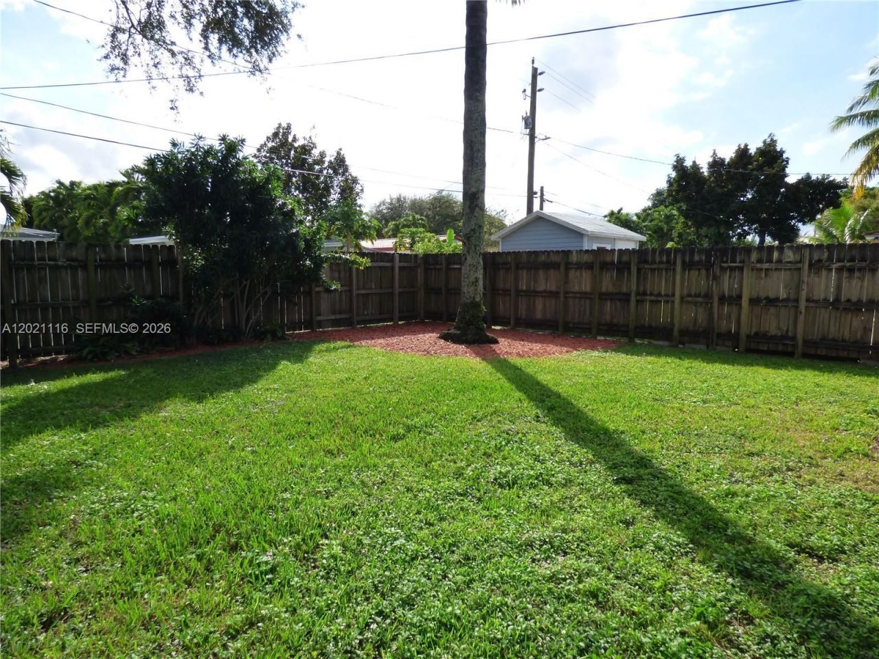 2148 NE 182nd St, North Miami Beach, FL 33162 Photo