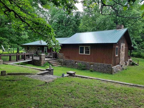 652 Oliver Road, Mountain View, AR 72560