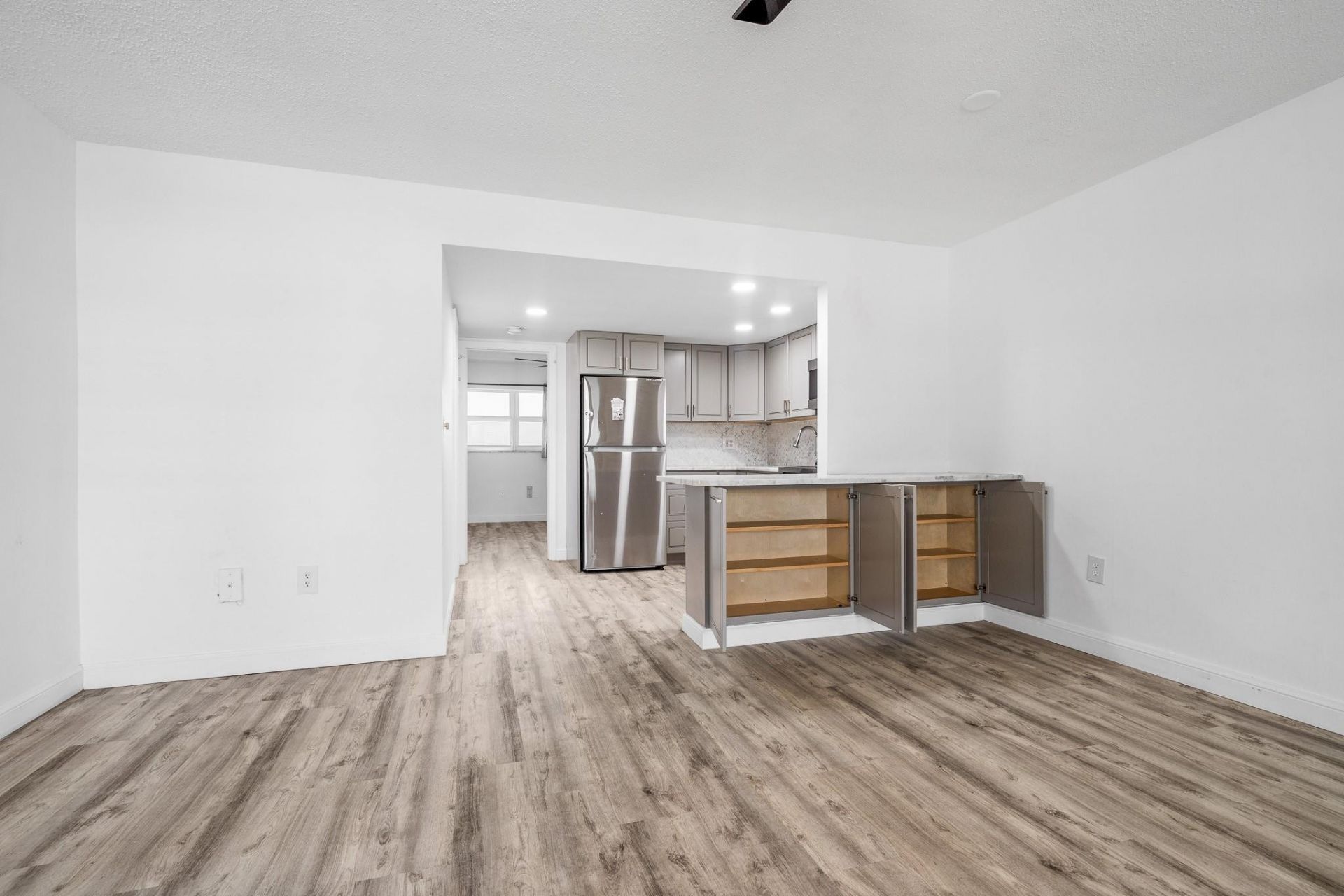 1110 N Riverside Drive, Unit 20, Pompano Beach, FL 33062 Photo