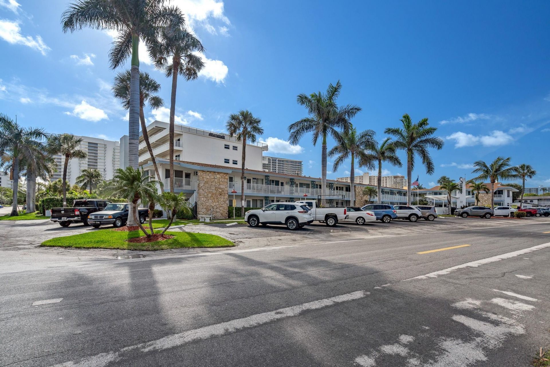 1110 N Riverside Drive, Unit 20, Pompano Beach, FL 33062 Photo