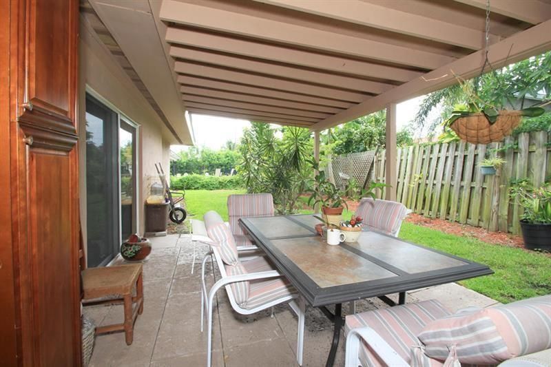 98 Seminole Lane, Boca Raton, FL 33487 Photo