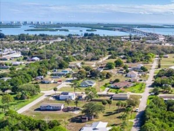 Xxxx Barcelona Avenue, Fort Pierce, FL 34946