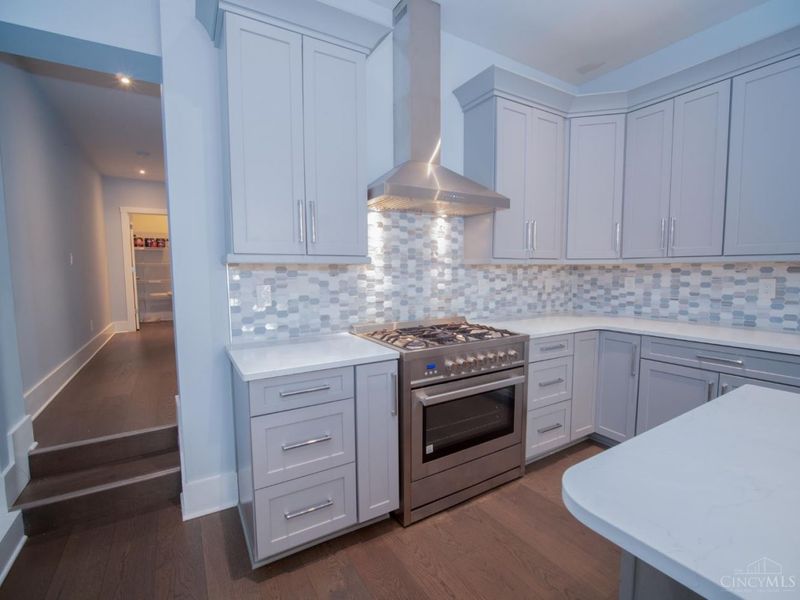 163 E McMicken Avenue, Cincinnati, OH 45202 Photo 10