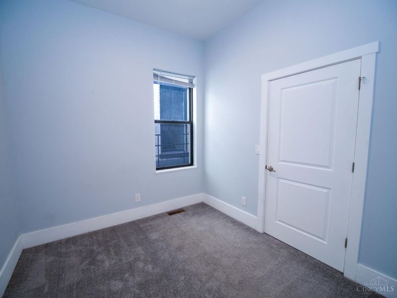 163 E McMicken Avenue, Cincinnati, OH 45202 Photo 24