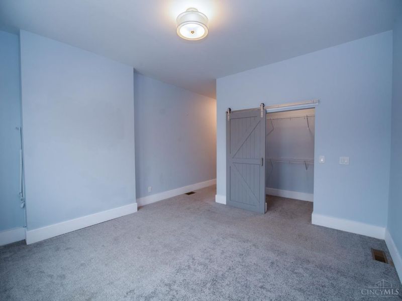 163 E McMicken Avenue, Cincinnati, OH 45202 Photo 31