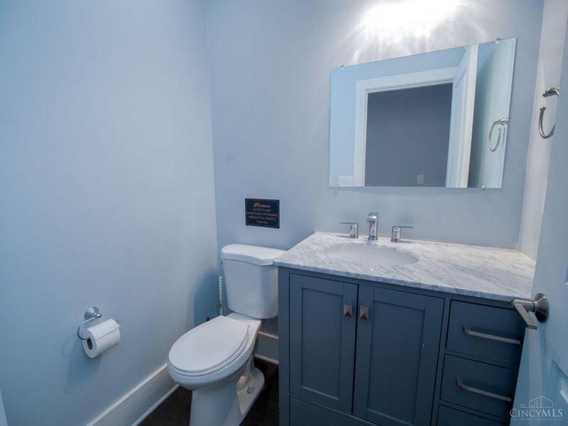 163 E McMicken Avenue, Cincinnati, OH 45202 Photo 34