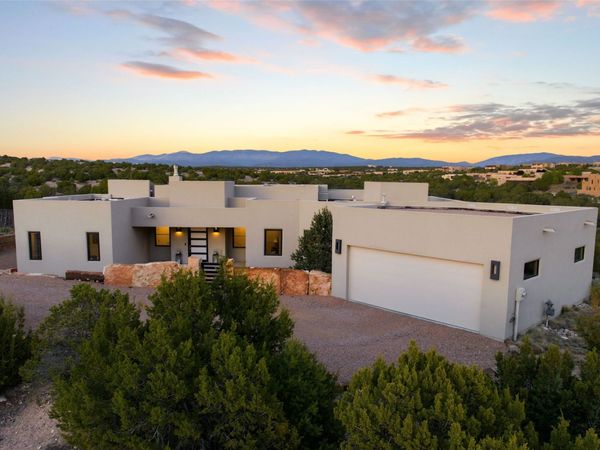 12C Camino Barranca , Unit C, Santa Fe, NM 87507