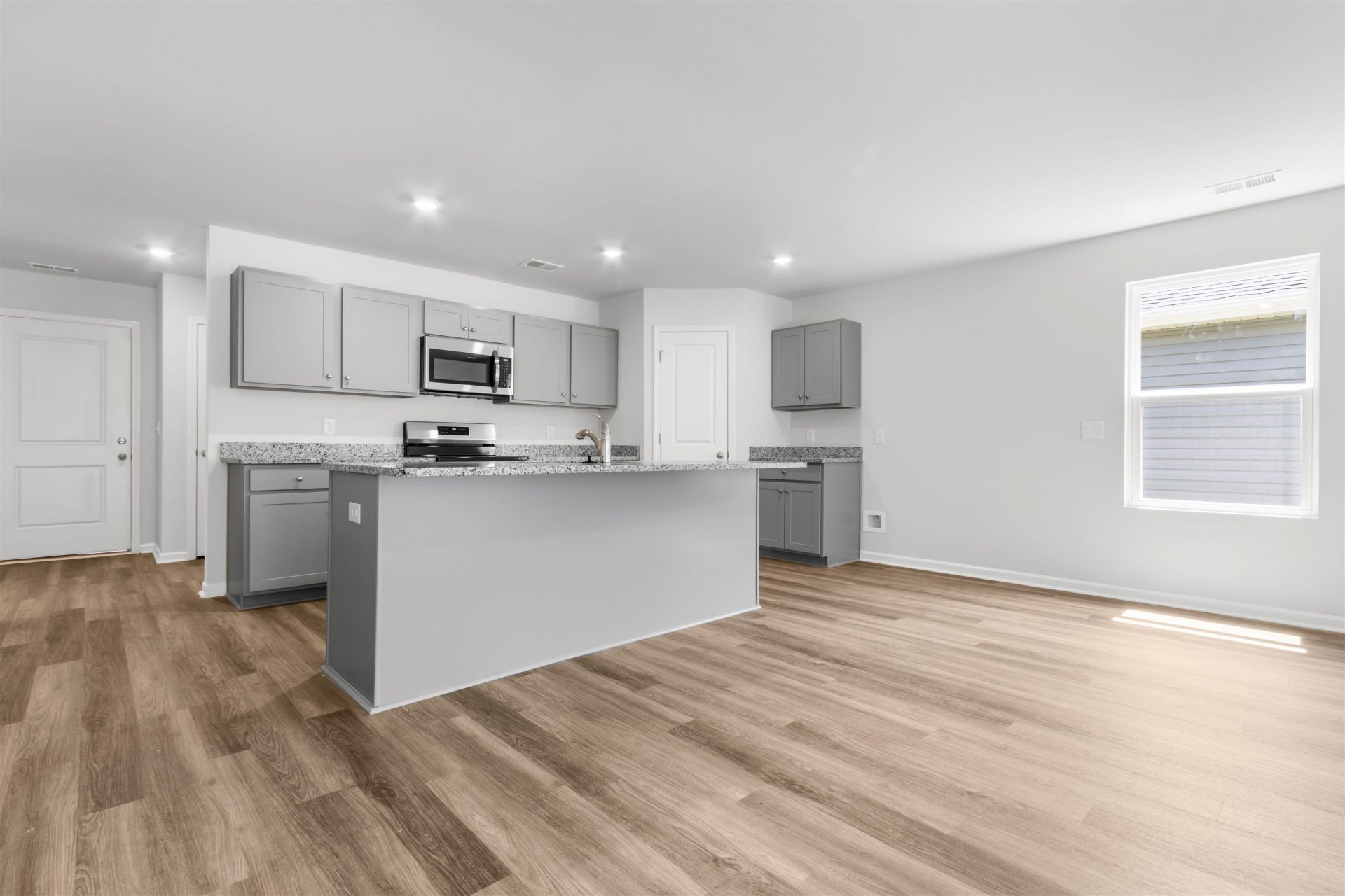 1067 Cherrystone Loop  Photo 5