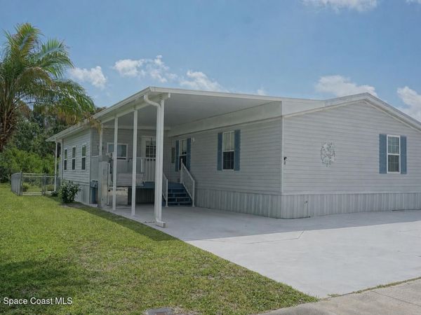 1819 Seagrape Street NE , Palm Bay, FL 32905