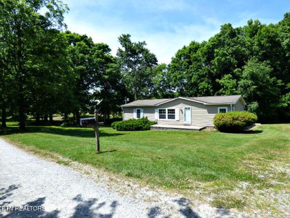 1013 Tara View Way White Pine, TN 37890