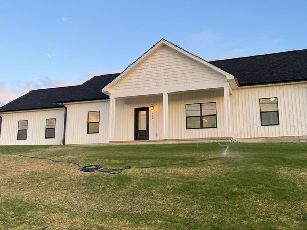 679 Privet Drive, Dandridge, TN 37725