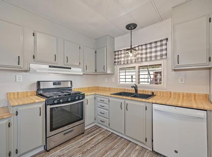 60 Calle Margarita Dr, Elk Grove, CA 95624 Photo