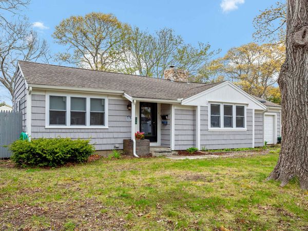 120 Chestnut Street , Hyannis, MA 02601