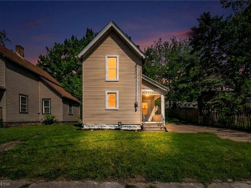 1 Smith Court , Elyria, OH 44035 Photo 1