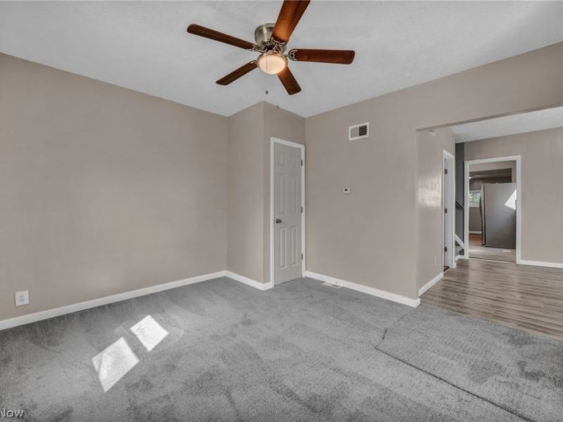 1 Smith Court , Elyria, OH 44035 Photo 4