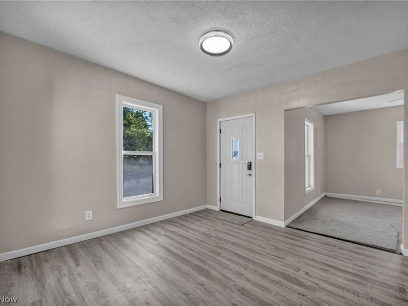 1 Smith Court , Elyria, OH 44035 Photo 6
