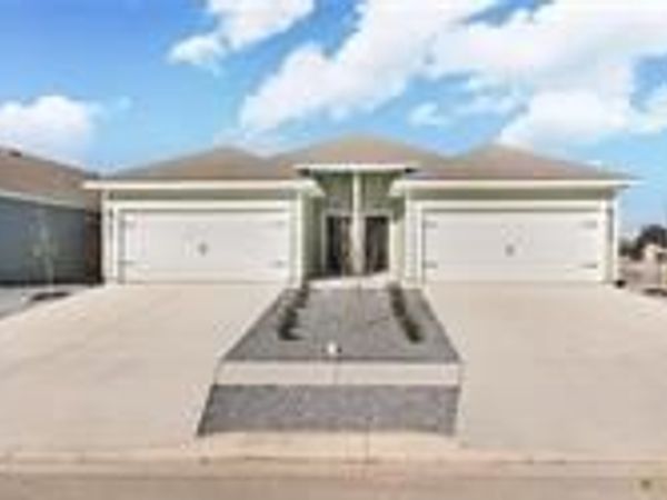3428 Scott CIR, Seguin, TX 78155