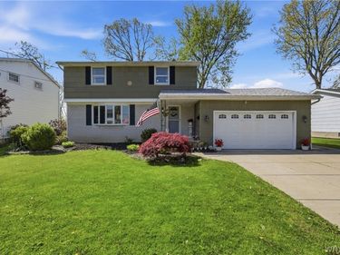 881 Castlebar Drive, North Tonawanda, NY 14120