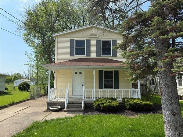 2554 Niagara Road , Niagara Falls, NY 14304