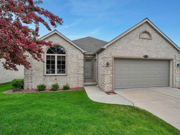 518 LANGLADE AVENUE, Green Bay, WI 54301