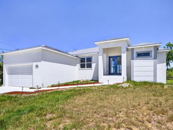 641 BONITA COURT , PUNTA GORDA, FL 33950