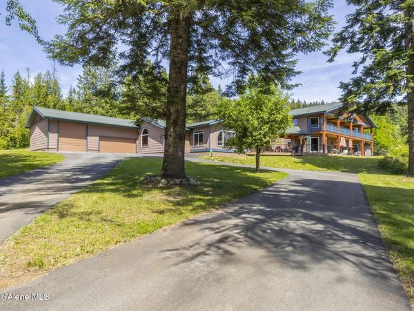 15964 N Songbird LN, Rathdrum, ID 83858