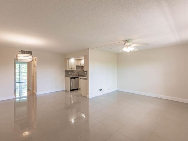 4302 Martinique Circle, Unit H3, Coconut Creek, FL 33066