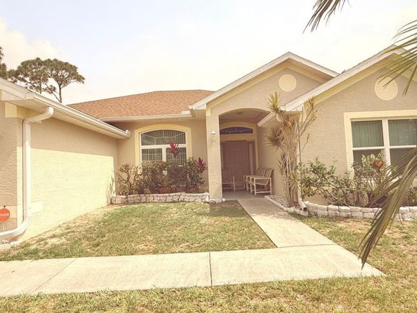 1613 SW Whipple Avenue, Port St. Lucie, FL 34953