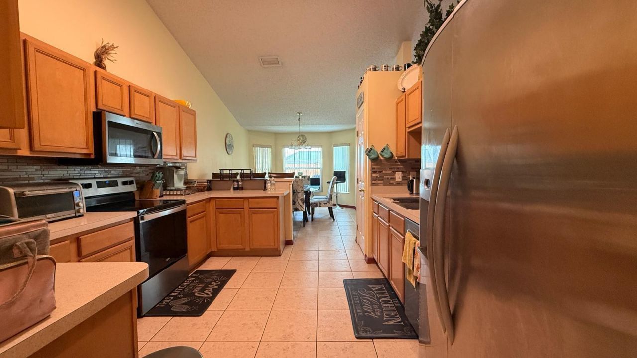 1613 SW Whipple Avenue, Port Saint Lucie, FL 34953 Photo