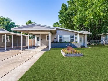 4517 Donnelly Avenue, Fort Worth, TX 76107